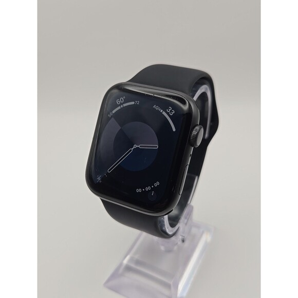 Apple Watch SE 1st Gen 44mm GPS Space Gray Aluminum A2352 32GB 75% Battery - Picture 2 of 12